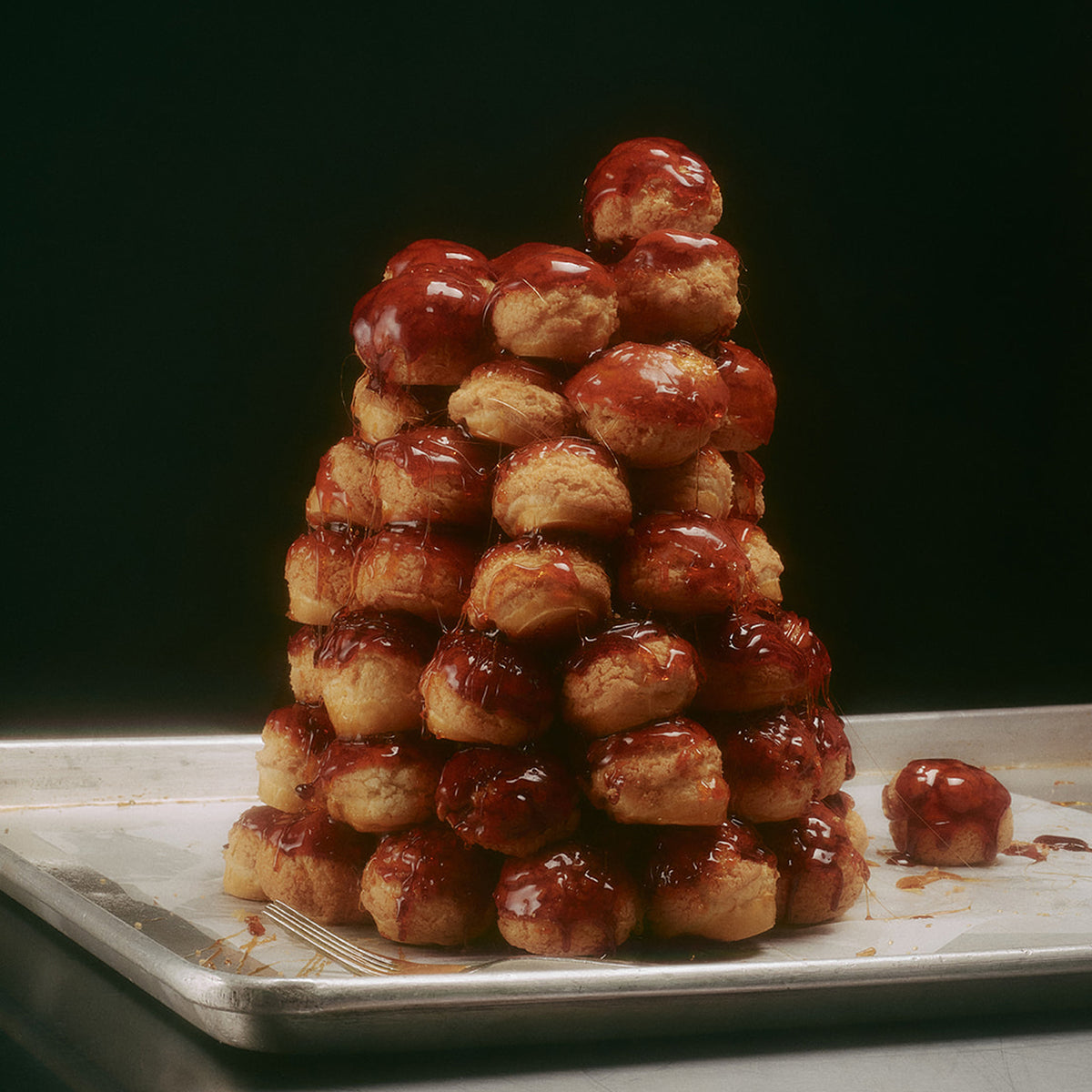 Croquembouche Candle