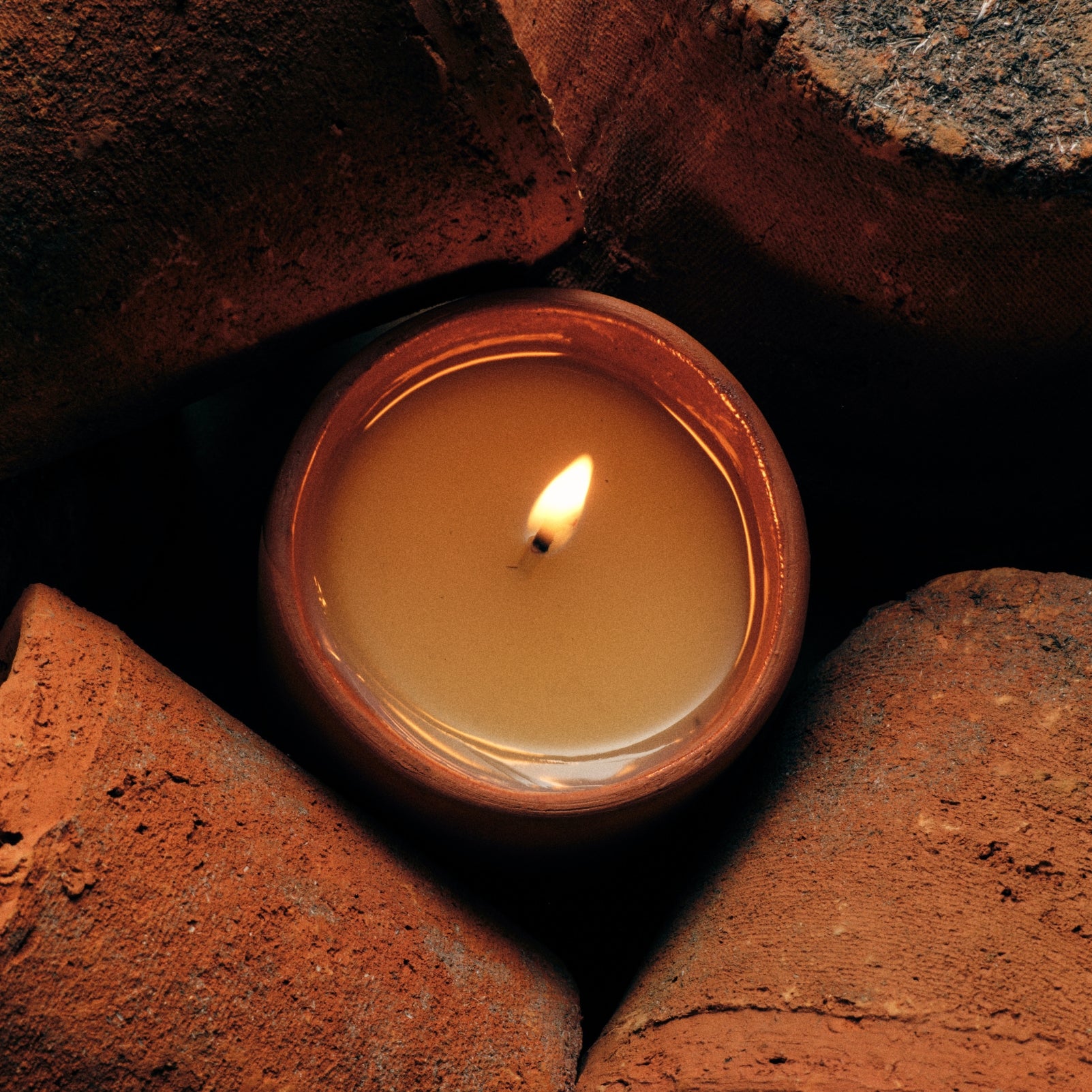 Banana Leaf Candle - Flamingo Estate