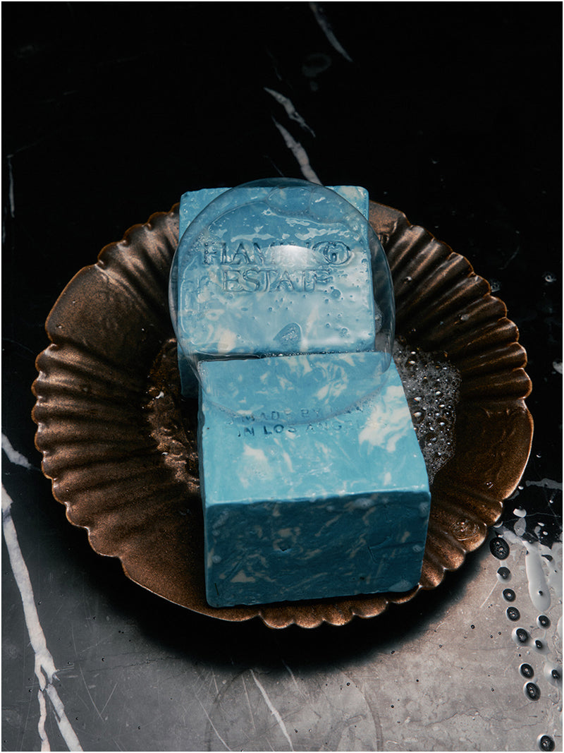<p>GAKYID SOAP BRICK</p>