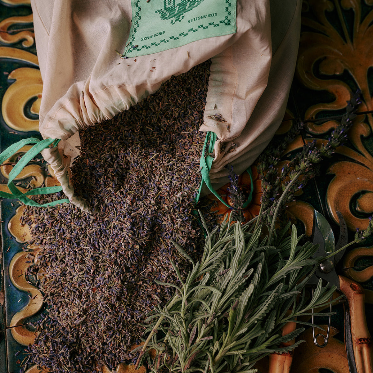 Oversized Lavender Bag - Flamingo Estate