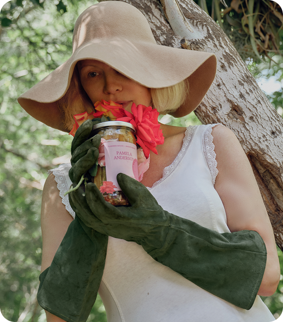 Pamela Anderson’s <br>Rose Pickles