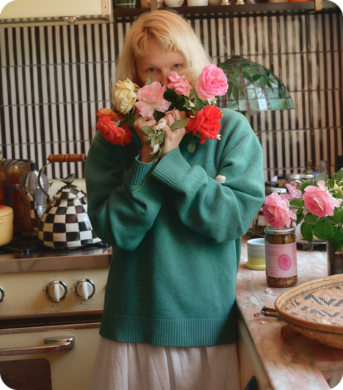 Pamela Anderson<br>
is Back!